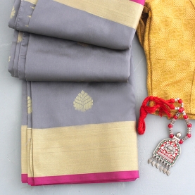 Saree indien complet satiné gris et or