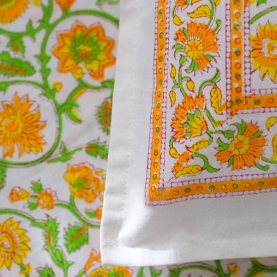 Drap de lit indien avec taies d'oreiller