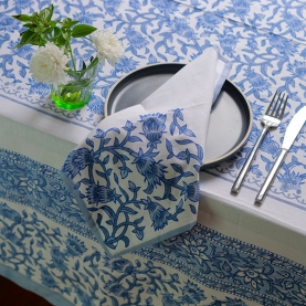 Nappe indienne en coton avec serviettes blanc et bleu