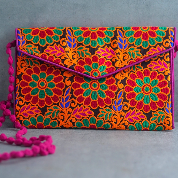 Pochette indienne artisanale Kuch rose et orange