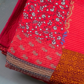 Couvre-lit indien patchwork avec taies