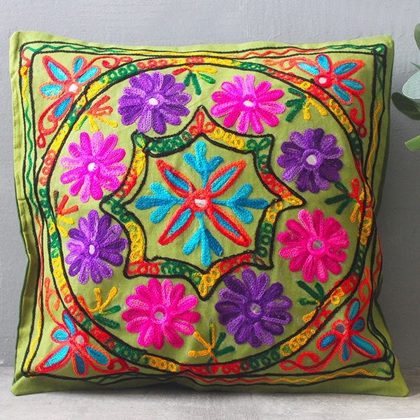 Indian cushion cover embroidered green L40