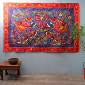 Tissu mural indien brodé en coton Eléphants