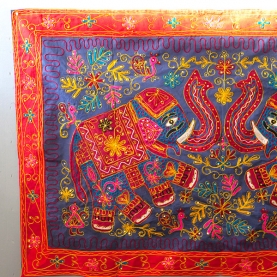 Tissu mural indien artisanal