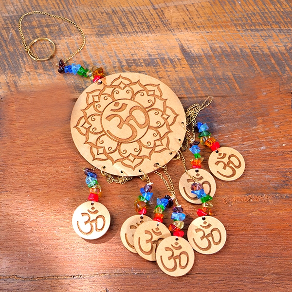 Carillon en bois OM et 7 chakras