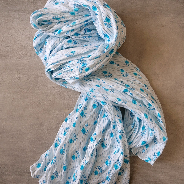 Indian printed cotton stole white and blue