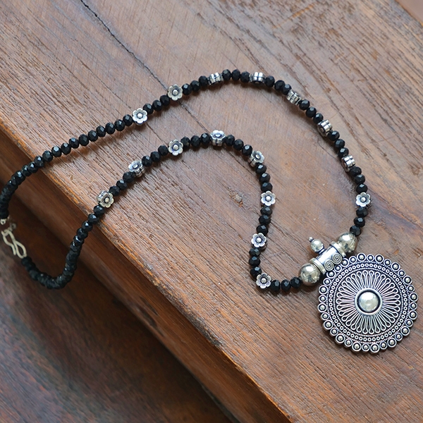 Indian ethnic necklace black pearls