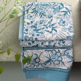Indian printed cotton table cover white and blue