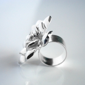 Indian silver ring Rose T57