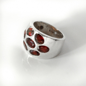 Bague indienne argent et grenats T56