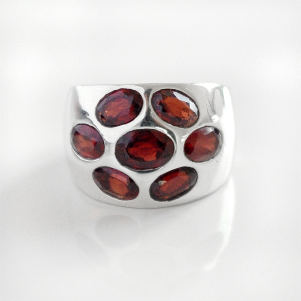 Bague indienne argent et grenats