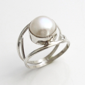 Bague indienne en argent avec perle T56