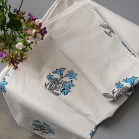 Indian printed cotton table cover white and blue