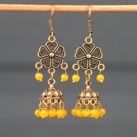 Boucles d'oreilles indiennes Jhumki dorées et jaunes