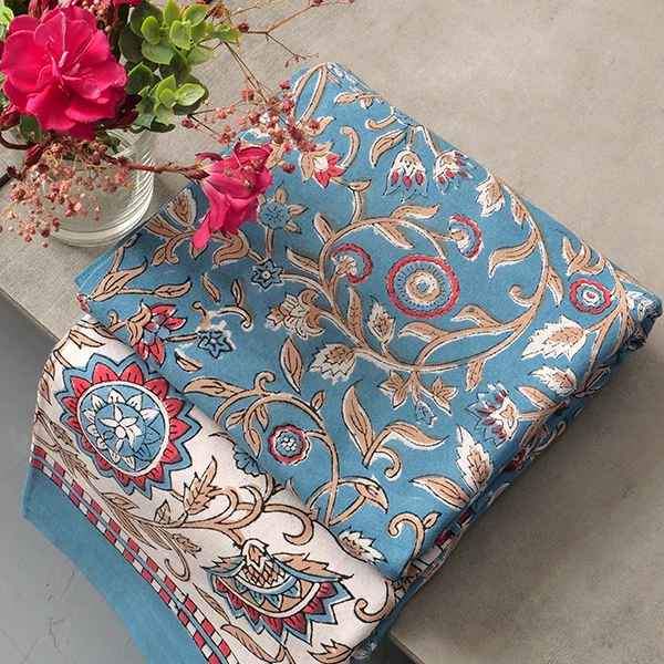 Nappe indienne en coton imprimée bleue et beige