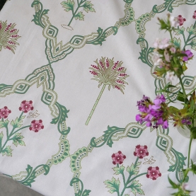 Nappe indienne fleurie