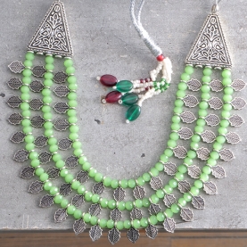 Collier indien plastron ethnique vert