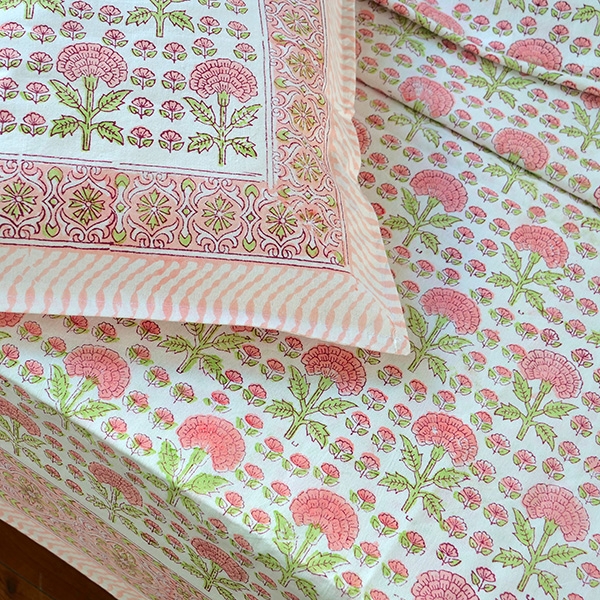 Drap de lit indien avec taies d'oreiller rose et vert