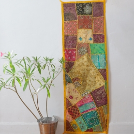 Tissu mural indien artisanal Patchwork jaune