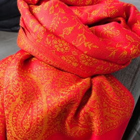 Indian knitted scarf Flowers red