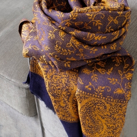 Echarpe indienne tissage floral marine et doré