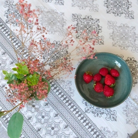 Nappe indienne en coton imprimée blanche