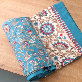 Indian cotton bedsheet with pillows