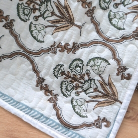 Couverture indienne en coton matelassé