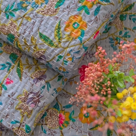 Indian bed cover Kantha