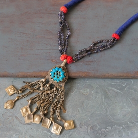 Indian metal and coton antique necklace
