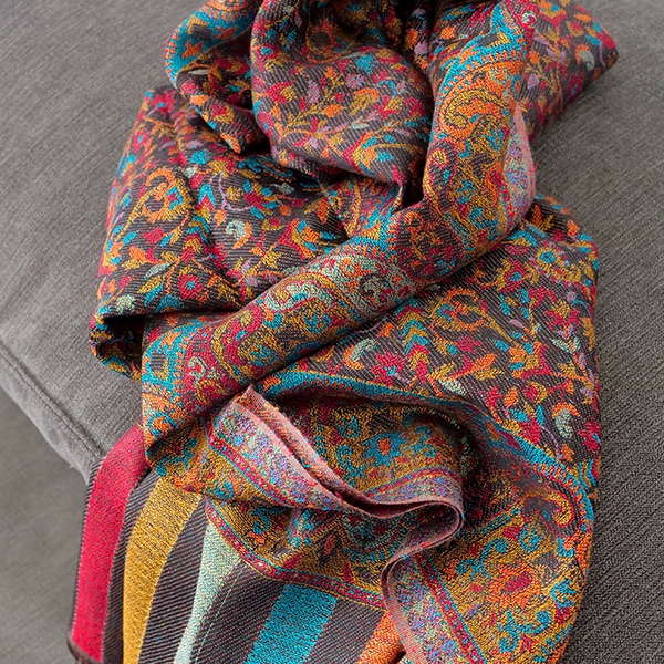 Indian knitted scarf Flowers black and colors