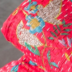 Dessus de lit indien Kantha artisanal en coton