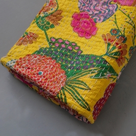 Dessus de lit indien Kantha artisanal en coton imprimé
