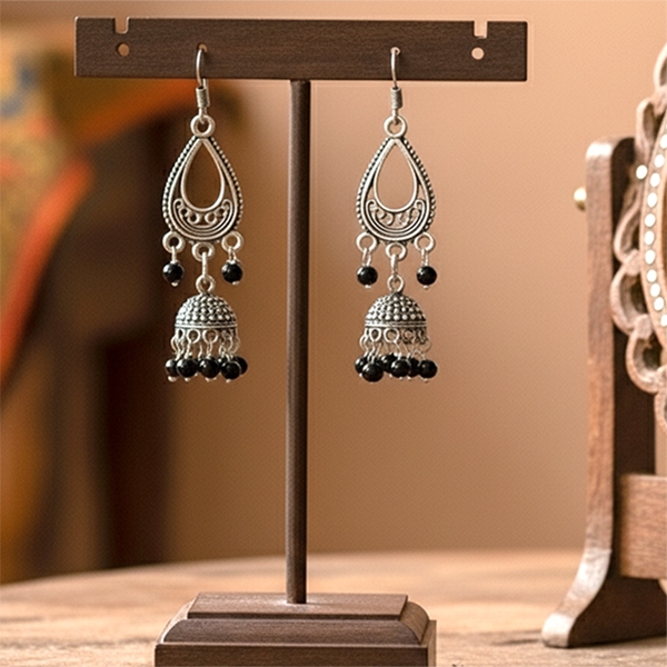 Boucles d'oreilles indiennes Jhumki argentées et noires