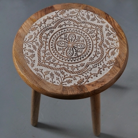 Table d'appoint artisanale en bois