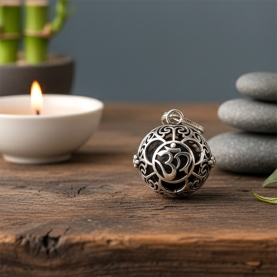 Indian pregnancy pendant in silver singing metal