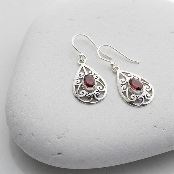 Indian silver and garnet gemstones earrings