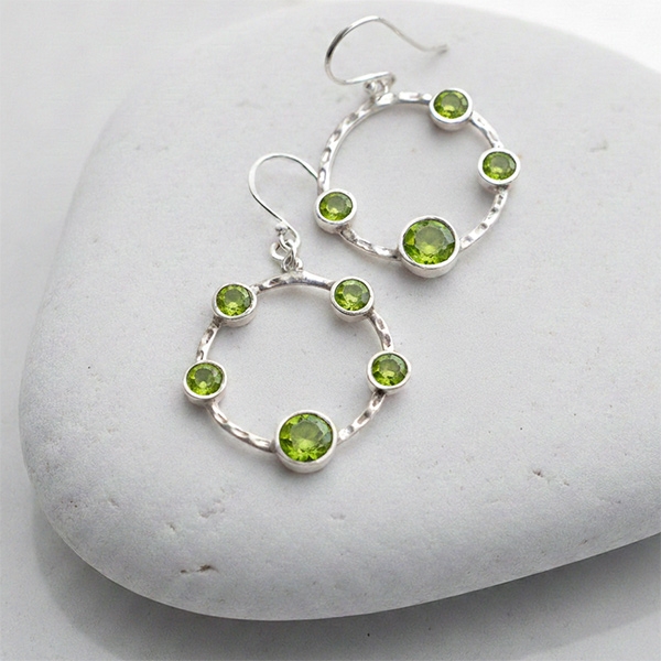 Indian silver and peridot gemstones earrings