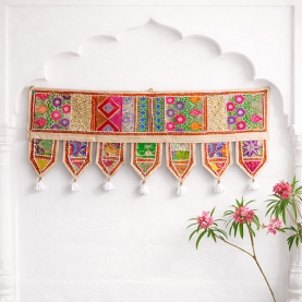 Indian cotton vaner wall Toran patchwork offwhite