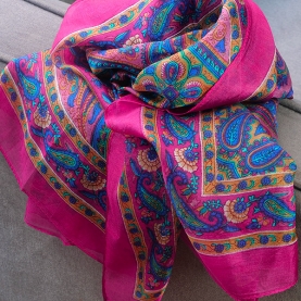 Foulard indien en soie carré