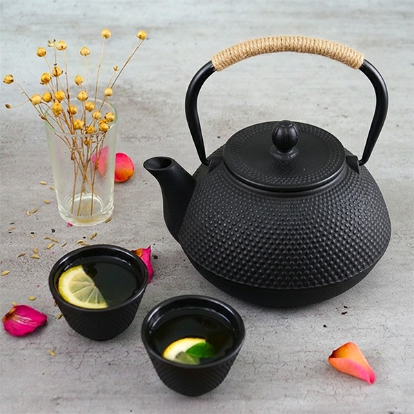 Théière en fonte Tetsubin noire 1200ml