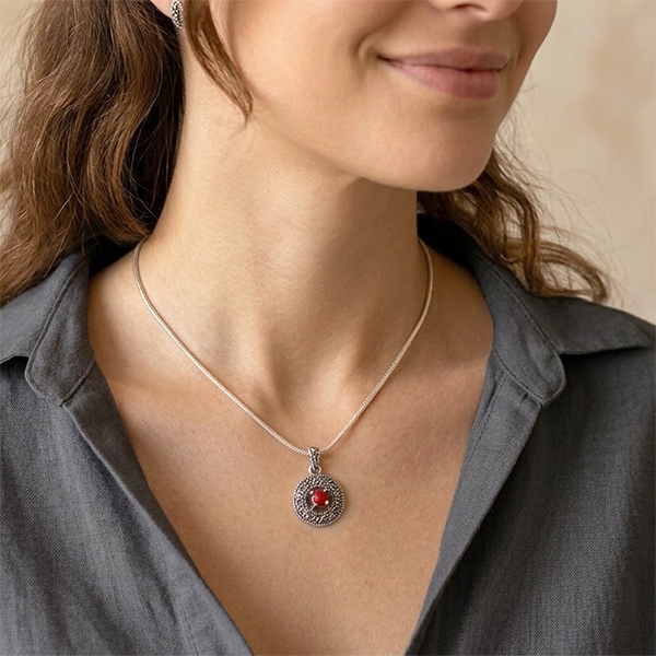 Carnelian and marcasite stones Indian silver pendant