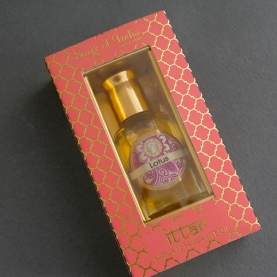 https://www.pankaj-boutique.com-indian-perfume-lotus-flower.jpg