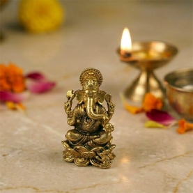 Indian hindu god Ganesh brass statue