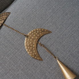 https://www.pankaj-boutique.com-ult/indian-brass-wind-chime.jpg