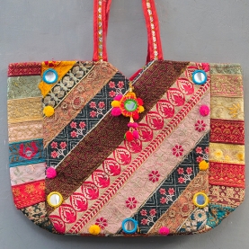 Sac à main indien brodé Zari rouge et coloré