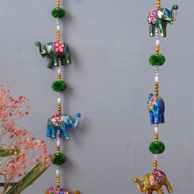 https://www.pankaj-boutique.com-an-handcrafted-door-hanging.jpg