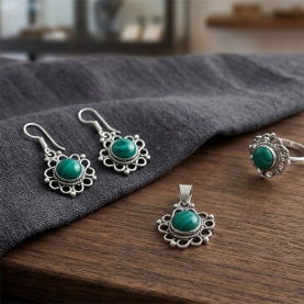 Parure indienne ethnique verte et argentée