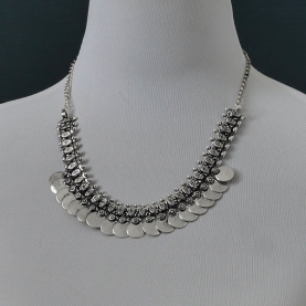 https://www.pankaj-boutique.com-/indian-ethnic-bib-necklace.jpg