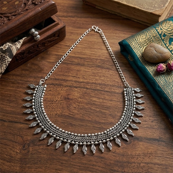 Collier indien plastron ethnique à mangues